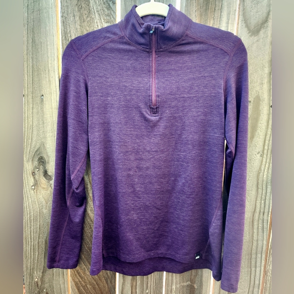 Women's REI Long Sleeve Light Weight Zip Collar Size M